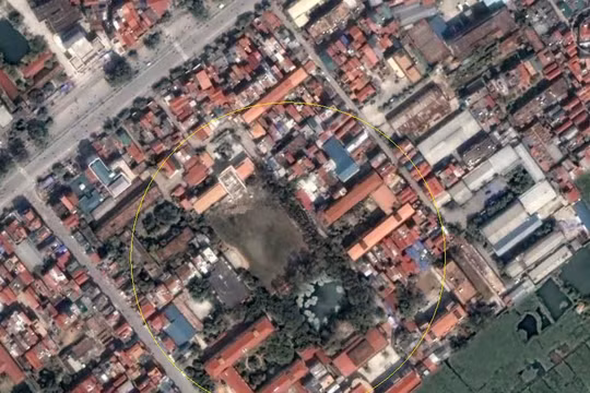 ​Các nghiên cứu tập trung vào hình ảnh vệ tinh ánh sáng ban ngày có độ phân giải cao hơn, qua đó có thể phân biệt các vùng nghèo và cực nghèo qua hình ảnh con đường trải nhựa, mái nhà lợp tôn, bảng hiệu. 