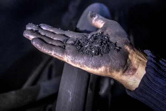 Trung Quốc: Lũ tràn hầm mỏ, 11 người mất tích