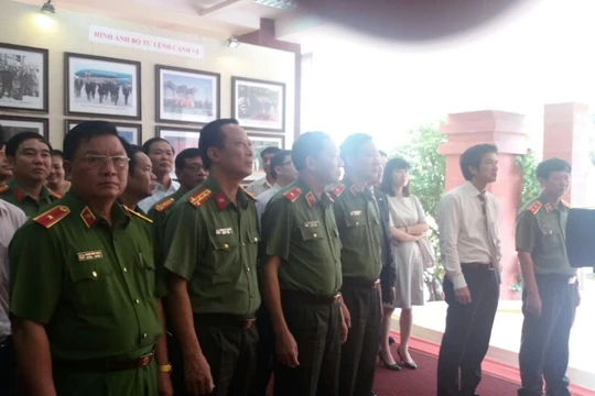 Triển lãm diễn ra từ 14/9 đến 16/9/2016.