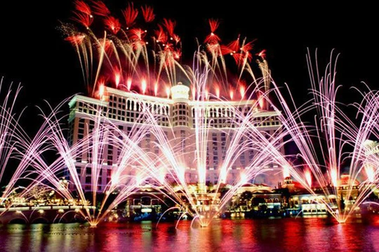 Tiệc năm mới tưng bừng tại Las Vegas (Mỹ)