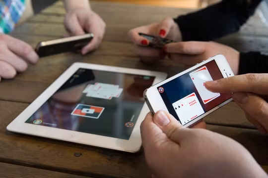 Game mobile Việt được tải nhiều nhất 2015 là game bài