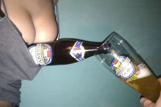 10 hình ảnh làm anh em... “tái mào“