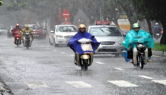 Bão số 2 sau khi đổ bộ vào đất liền Trung Quốc đã suy yếu tuy nhiên hoàn lưu của cơn bão có tên quốc tế là bão Nida này sẽ gây ảnh hưởng khiến trời chuyển mưa ở Bắc Bộ.