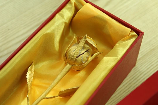 Những món quà Valentine sang chảnh dành cho ‘con nhà giàu’