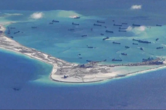 Trung Quốc xây xong hải đăng trên rạn san hô quần đảo Trường Sa