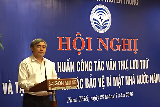  Thứ trưởng Nguyễn Minh Hồng phát biểu chỉ đạo Hội nghị