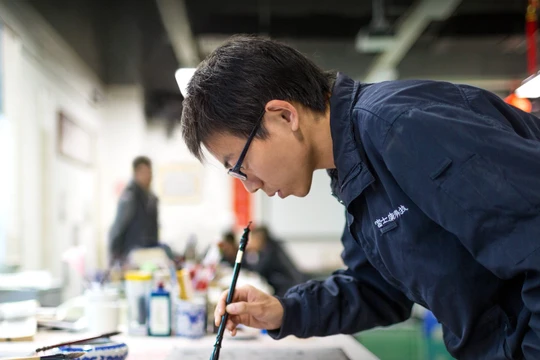 Vì sao nhân viên Apple cần biết viết thư pháp?