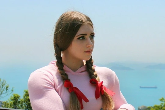 Búp bê Nga mang sức mạnh không tưởng