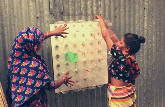 Video: "Điều hòa" tự chế từ vỏ chai nhựa và bìa các-tông