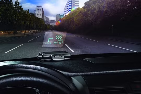 Kính chắn gió của ô tô đồng thời là màn hình duyệt web