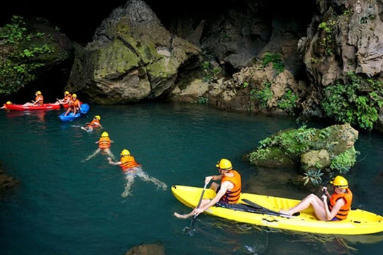 Đoàn đã thám hiểm, khảo sát, chinh phục thành công 57 hang động.