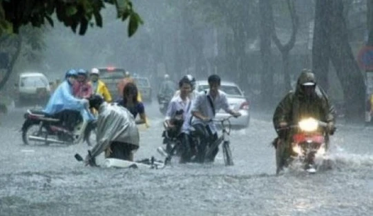 Dự báo thời tiết hôm nay (9/6): Tiếp tục mưa dông, đề phòng tố lốc, ngập lụt