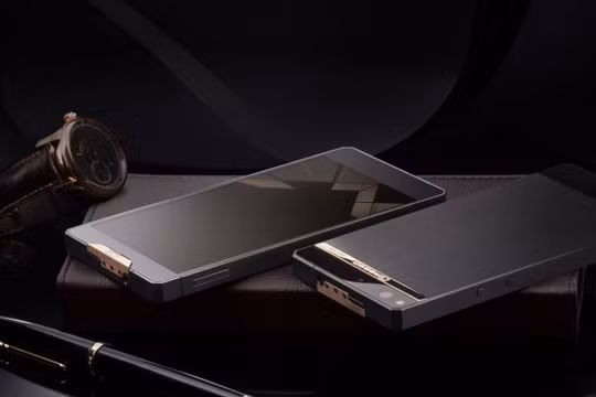 5 smartphone đắt... cắt cổ