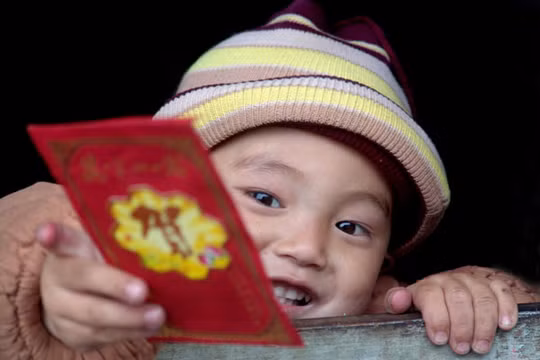 8 điều cấm kị khi tặng tiền lì xì