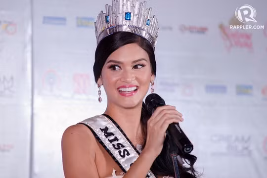 Hàng ngàn người xem lễ diễu hành của Hoa hậu Hoàn vũ 2015