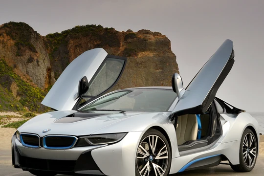 3 phút tham quan nhà máy lắp ráp siêu việt của BMW
