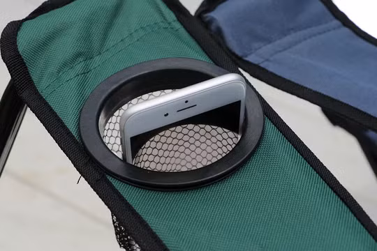 Cộng đồng mạng "phát sốt" vì bức ảnh chụp iPhone đang... biến mất