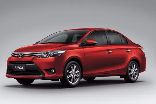 Số lượng Toyota Vios bán ra trong tháng 1 là 1456 xe, đứng đầu danh sách xe ô tô bán chạy nhất trong tháng. Chiếc xe có giá bán từ 538 triệu đồng.