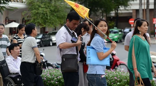 Hướng dẫn viên Trung Quốc ngang nhiên đưa đoàn tại Đà Nẵng