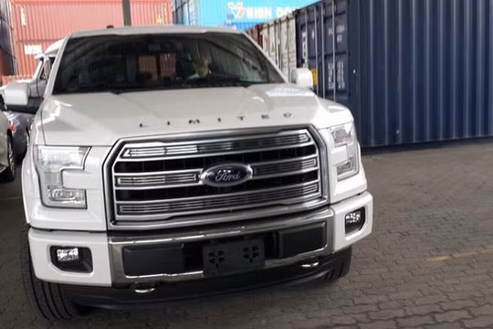 Ford F-150 Limited 2016 đầu tiên đã xuất hiện tại Việt Nam 