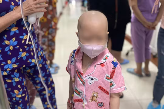 Bệnh nhi điều trị tại BV Truyền máu Huyết học TP.HCM (Ảnh: NVCC)