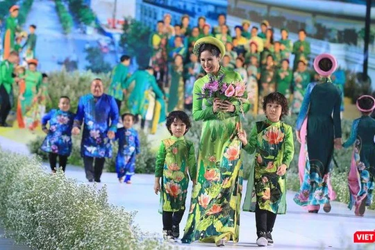 Sở Du lịch TP.HCM cho biết đã buộc phải hoãn Lễ hội Áo dài 2020 vì dịch bệnh COVID-19 (Ảnh: Lý Võ Phú Hưng) 