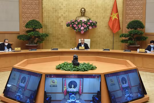 Thủ tướng chủ trì phiên họp Thường trực Chính phủ chiều 9/4 (Ảnh VGP)