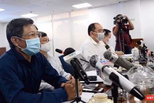 BS Nguyễn Trí Dũng, Giám đốc HDCD khẳng định thông tin BN450 trốn viện không chính xác. Ảnh: Đình Nguyên 