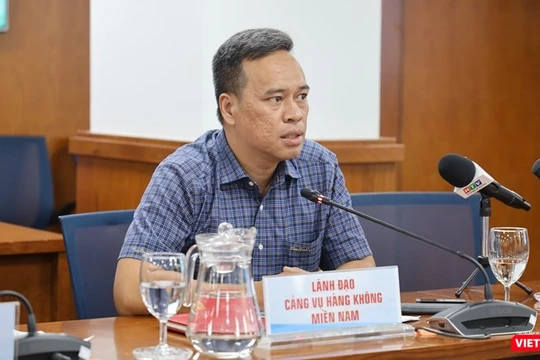 Ông Đoàn Quốc Bình, Phó Giám đốc Cảng vụ Hàng không miền Nam. Ảnh: Khang Minh