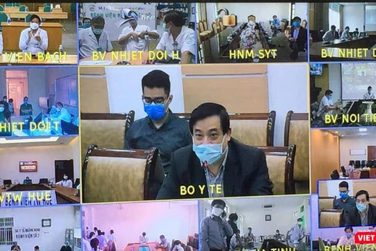 Hội chẩn trực tuyến cấp quốc gia điều trị bệnh nhân COVID-19 nặng với Bộ Y tế và các chuyên gia đầu ngành trên toàn quốc (Ảnh: TTKT)