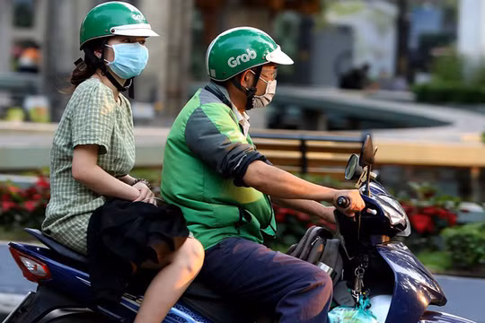 Thông báo khẩn tìm kiếm tài xế Grab bike đã chở BN450 (Ảnh minh họa)