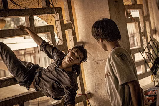 Cảnh trong phim "Ròm" (Ảnh: ĐPCC) 