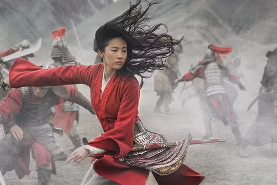 Ngôi sao của làng điện ảnh Hoa ngữ Lưu Diệc Phi thủ vai chính trong "Mulan" (Ảnh: Disney)
