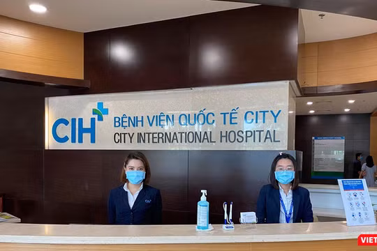 Vừa trở lại tiếp nhận bệnh sau thời gian cách ly, BV Quốc tế City thực hiện phân loại sàng lọc COVID-19 chặt chẽ (Ảnh: CIH) 