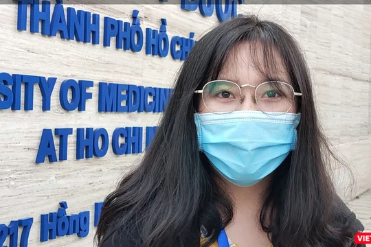 Sinh viên ĐH Y Dược TP.HCM tự hào được đi học trở lại giữa mùa dịch bệnh COVID-19 (Ảnh: Hòa Bình) 