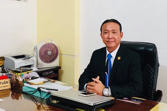 Luật sư Bùi Quốc Tuấn khẳng định với VietTimes, có thể truy tố BN 1342 vì vi phạm nghiêm trọng quy định cách ly, lây truyền COVID-19, khiến 50.000 HSSV trên địa bàn TP.HCM phải nghỉ học (Ảnh: Hải Linh)