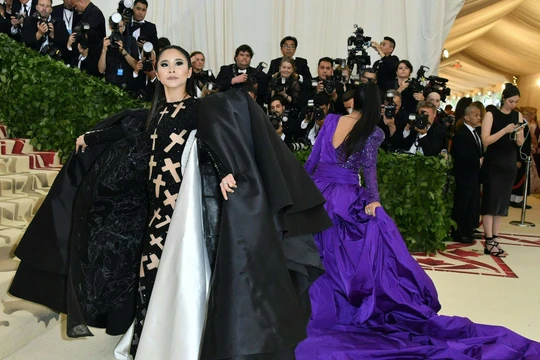 Nguyễn N tại Met Gala hồi tháng 5/ 2018 (Ảnh: Getty Images/ New York Times). 