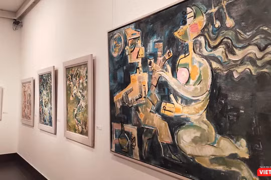 Tranh tại Triển lãm Truyện Kiều của Nguyễn Tuấn Sơn (Ảnh: NVCC) 