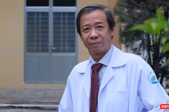 BS Nguyễn Văn Vĩnh Châu, GĐ BV Bệnh Nhiệt đới TP.HCM cho biết, ở Việt Nam chưa có huyết thanh kháng độc tố botulinum (Ảnh: Hòa Bình) 