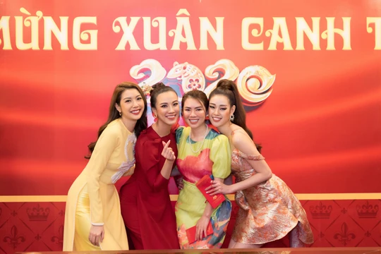 Các người đẹp, Hoa hậu Hoàn vũ Việt Nam hội ngộ mừng năm mới 2020 