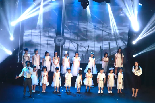 Bài ca Nhà Chống Lũ - Tiến Đạt, Kim Ngân và top thiếu nhi thể hiện (Ảnh: HB)