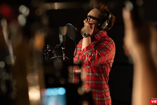 MV "Việt Nam sẽ chiến thắng" gây sốt cộng đồng Việt, sau 3 ngày công bố đã thu hơn 13,8 triệu lượt xem (Ảnh: NVCC) 