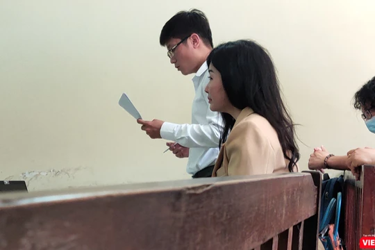 Bệnh nhân Nguyễn Thị Mộng C bị kiện đòi bồi thường hơn 1,3 tỷ đồng (Ảnh: Hòa Bình) 