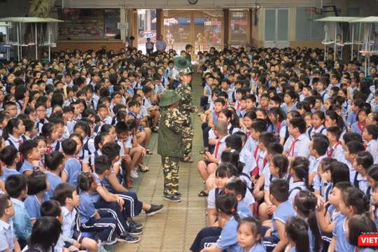 Học sinh trường Tiểu học Lương Định Của (Quận 3, TP.HCM) thời điểm cuối năm 2019 trước khi bùng phát dịch COVID-19 (Ảnh: Hòa Bình) 