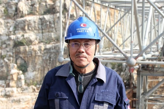 Cha đẻ của Kính viễn vọng Mặt cầu Năm trăm mét (FAST) Nam Rendong