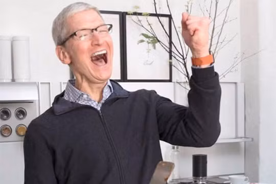 Nụ cười Tim Cook - CEO của Apple