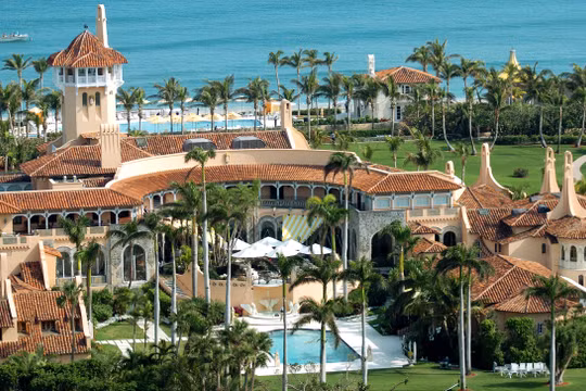 Dinh cơ Mar-a -Lago của Trump tại Palm Beach, Florida 