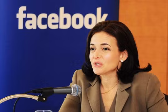 Bà Sheryl Sandberg