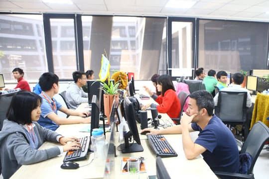 Các nhà tuyển dụng luôn tìm kiếm những nhân sự ngành CNTT giỏi chuyên môn và ngoại ngữ (Ảnh minh họa)