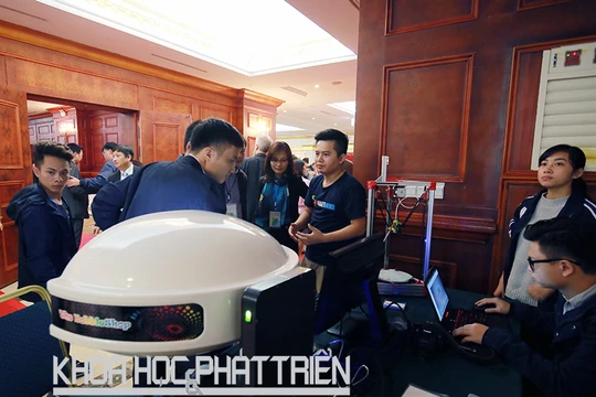 Sản phẩm The Bobbleshop của Maker Hà Nội được giới thiệu tại Techfest 2016. Ảnh: Lê Phượng